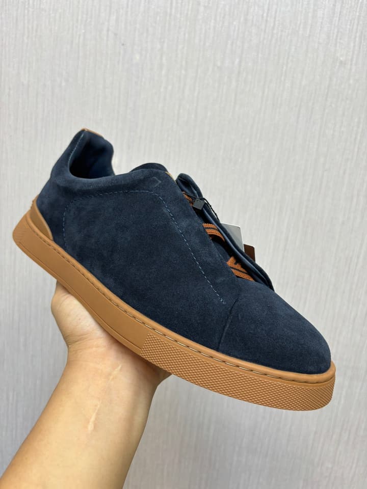 Zegna Top-Tier Calfskin Driving Shoes in Black Suede With Gum Sole