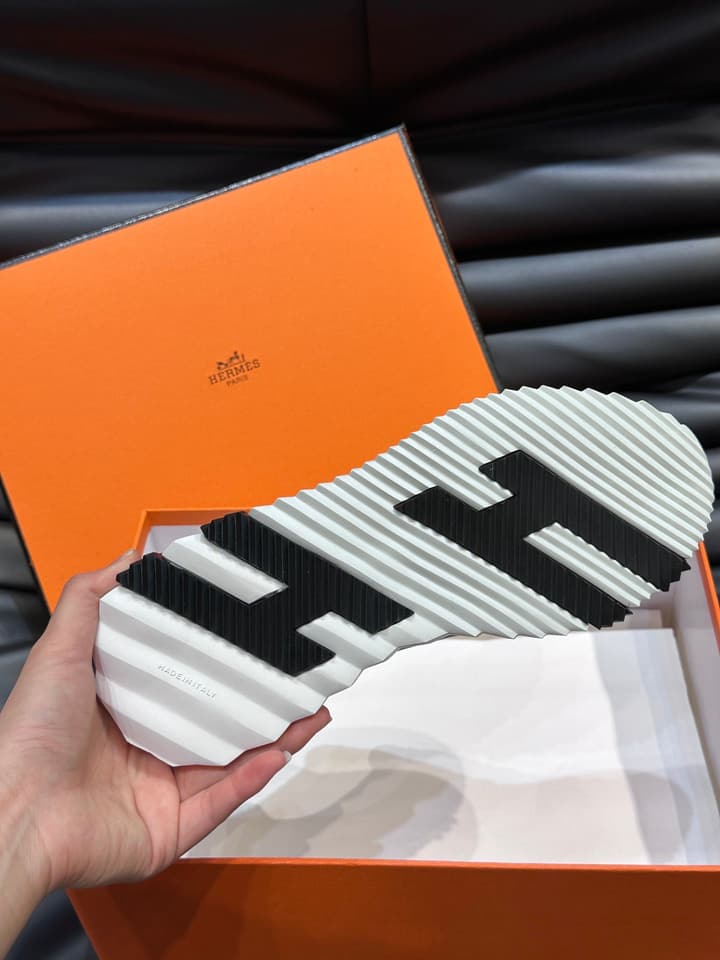 Hermès Bouncing Sneakers in Charcoal