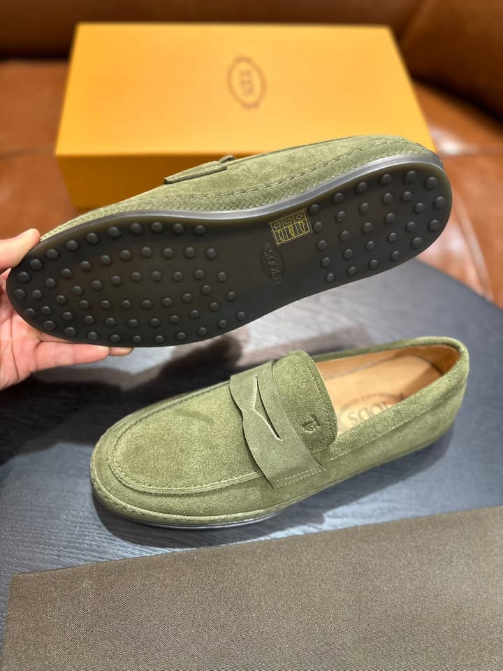 Tod's Gommino Calfskin Loafers in Charcoal Suede