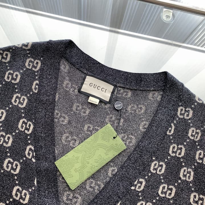 Gucci Silver Thread Jacquard Crewneck Sweater – Autumn/Winter Collection in Black