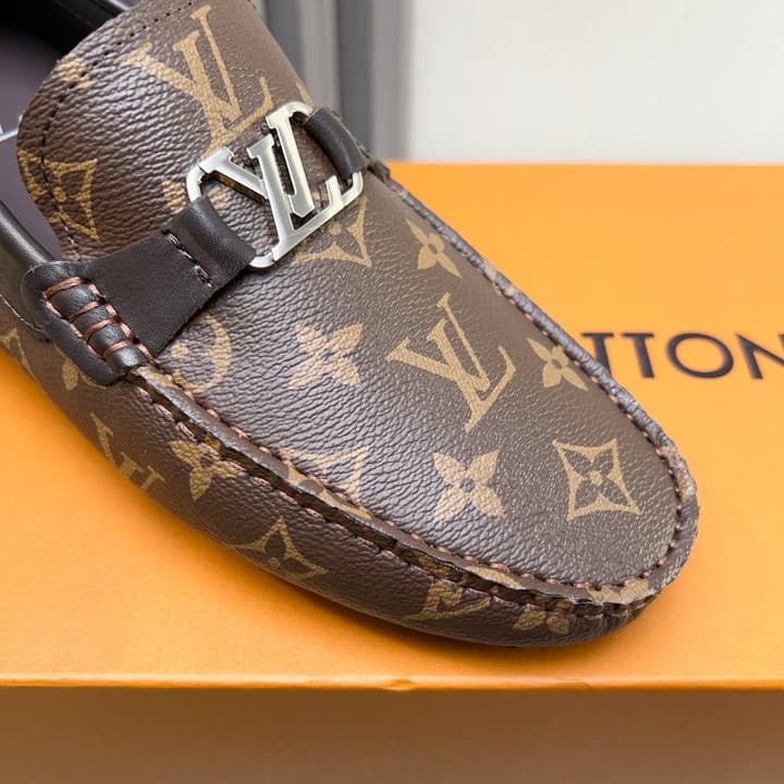 Louis Vuitton Pebbled Leather Driving Shoes in Black Smooth Leather