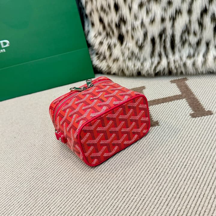Goyard Muse Vanity Ultra Mini Cosmetic Bag in Blue