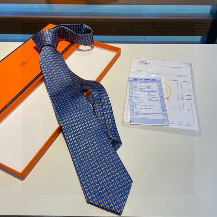 Hermès Men's H-Letter Silk Tie – New Collection in Burgundy