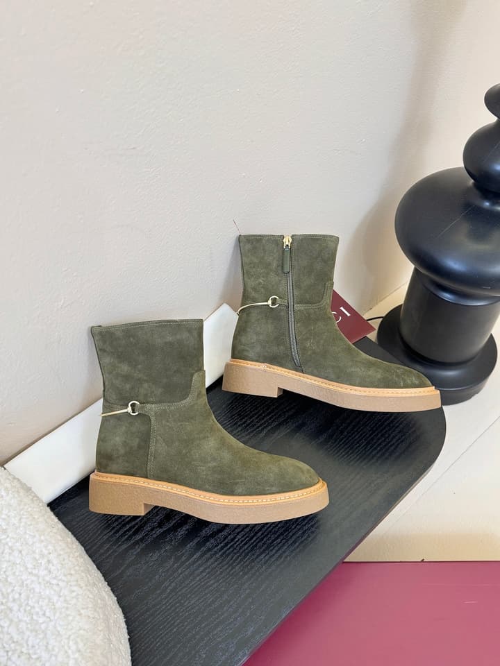Gucci Runway Suede Boots in Taupe Suede