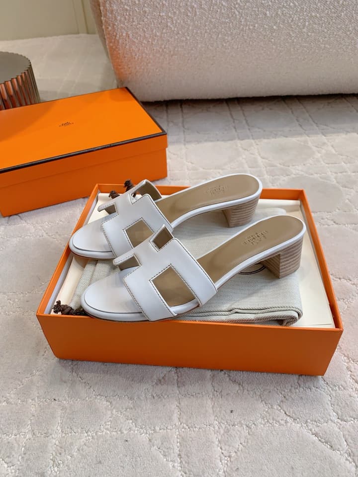 Hermès H-Heeled Sandals in Tan