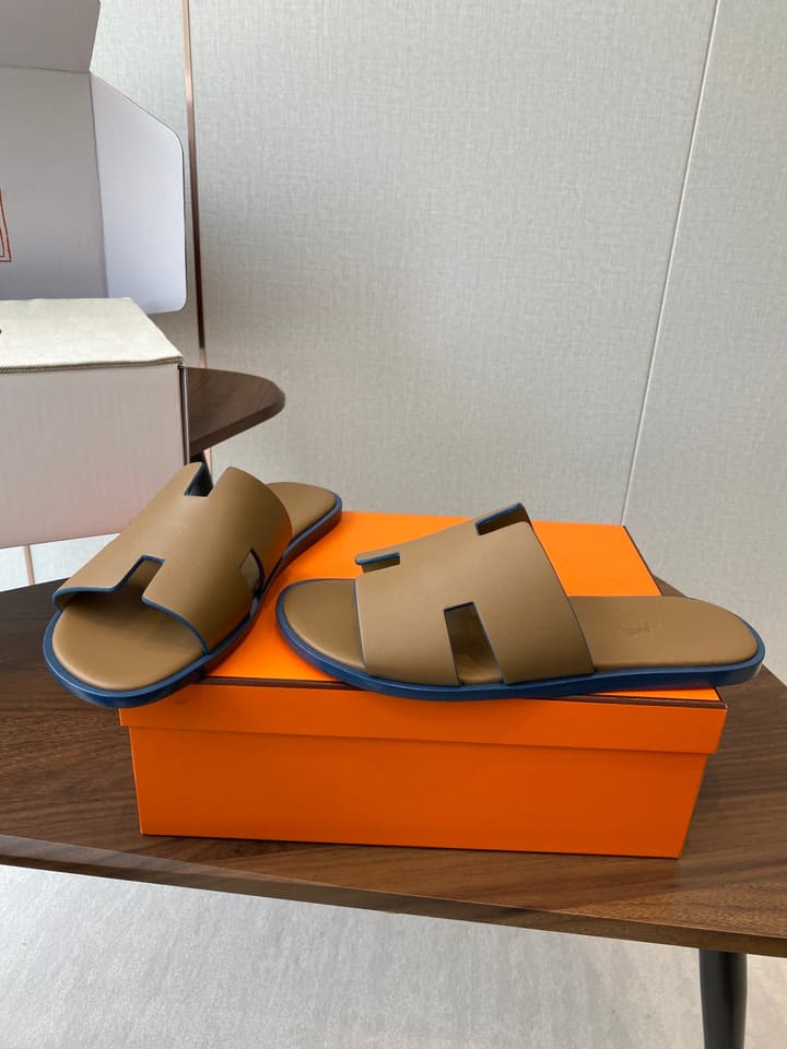 Hermès Izmir Series Men's H-Slide Sandals in Classic Black