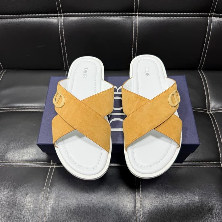 Dior Men's Pebbled Leather and Suede Slides – Spring/Summer Collection 2025 in Black Pebbled Leather Cross Strap