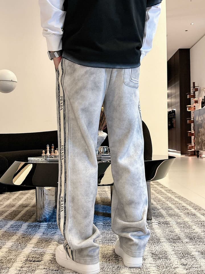 Prada Classic Logo Casual Pants – 2025FW in Black With White Side Stripe