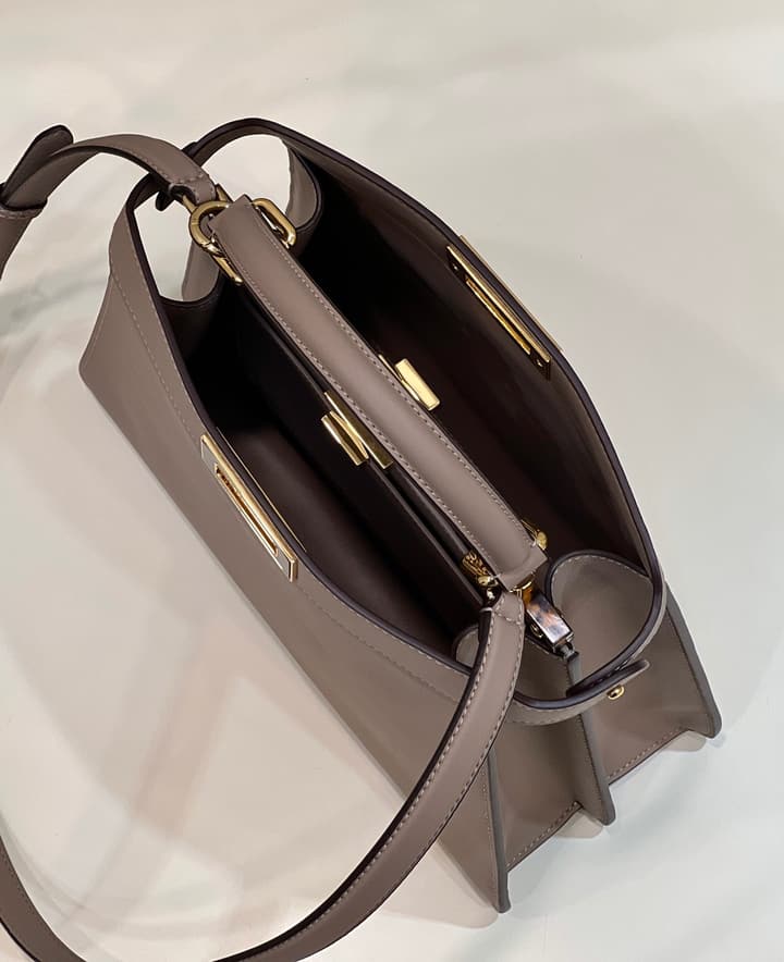 Fendi Peekaboo Accordion Handbag in Dove Grey Leather