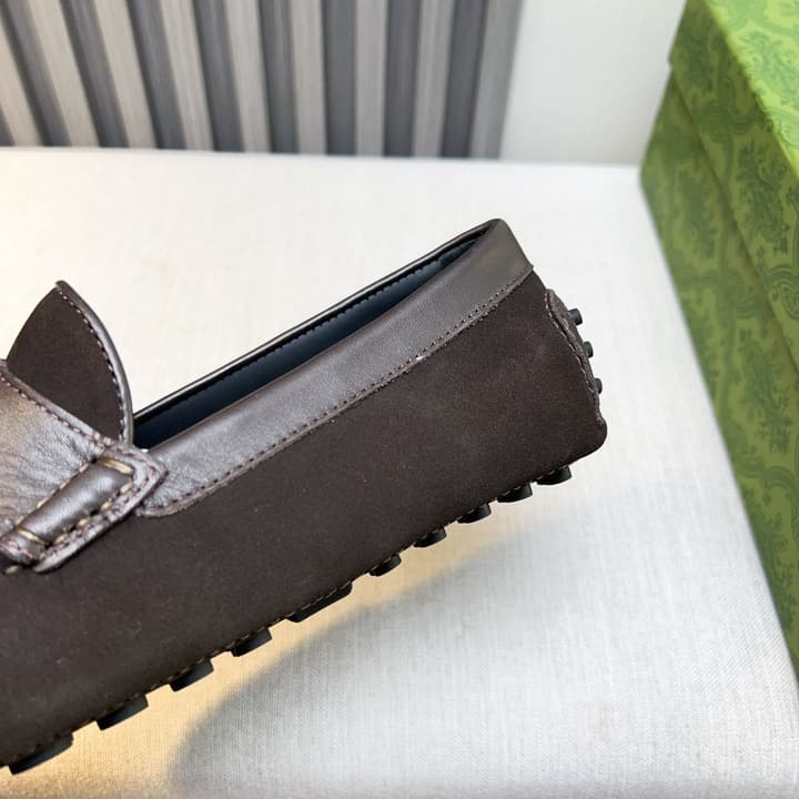 Gucci Premium Leather Loafers in Black Embossed Leather