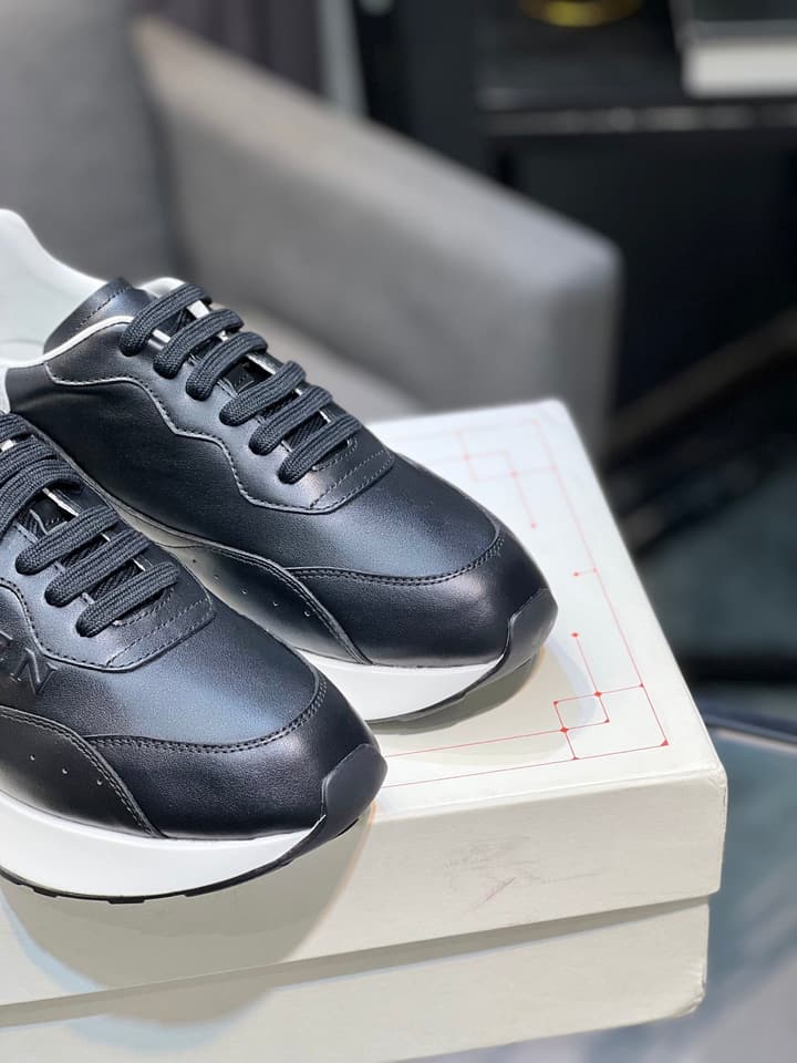 Alexander McQueen White Silk Leather Platform Sneakers in Black