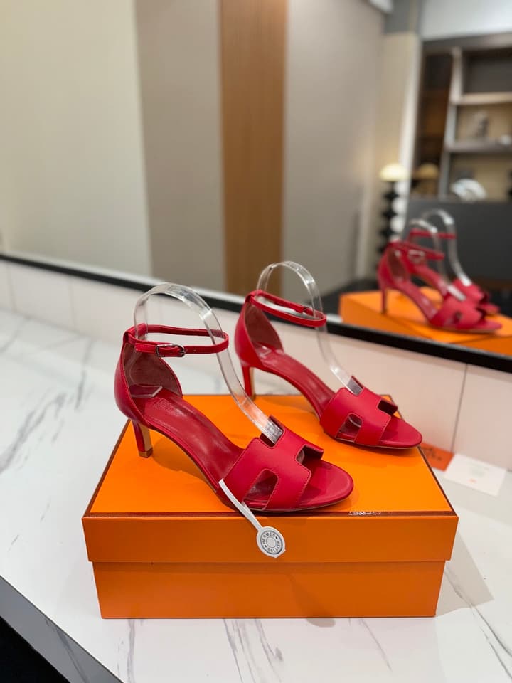 Hermès Classic Smooth Cowhide Heels – 6.5cm in All White
