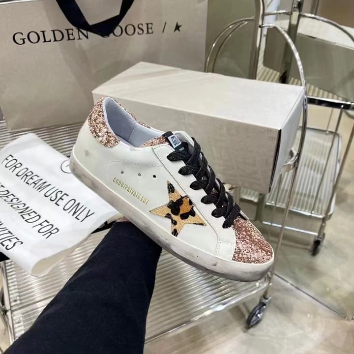 Golden Goose Superstar Graffiti Sneakers – SS22 in Black Star Rose Gold Toe