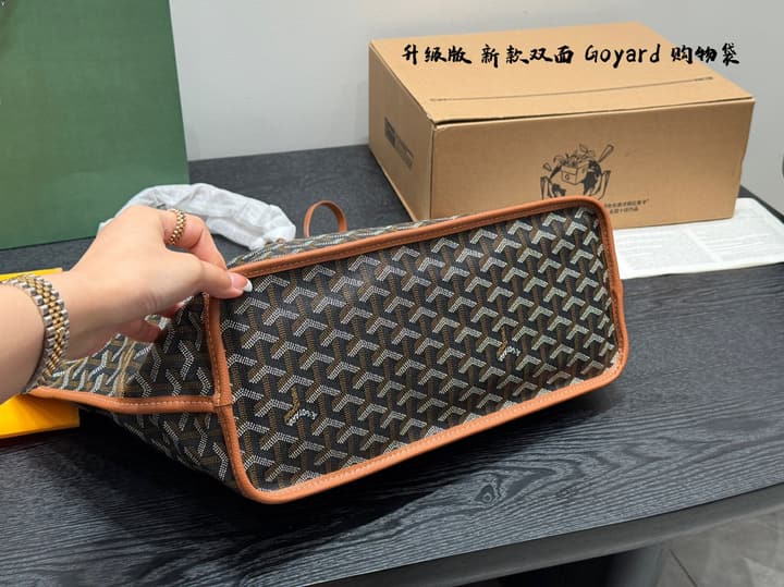 Goyard Reversible Tote Bag in All Black