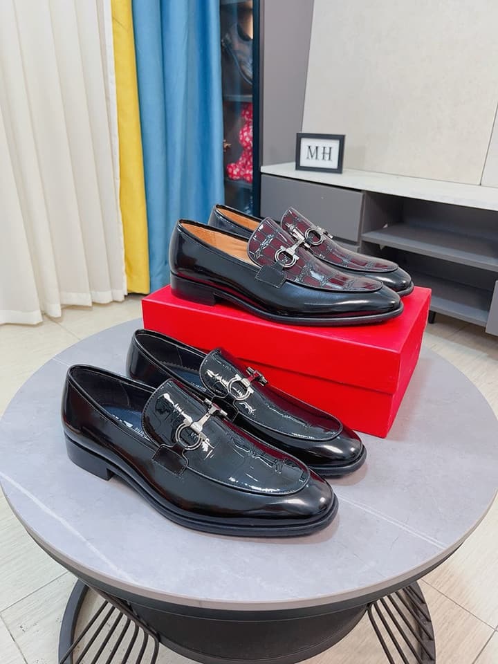 Ferragamo Top-Tier Men's Business Dress Shoes in Black Patent Loafer