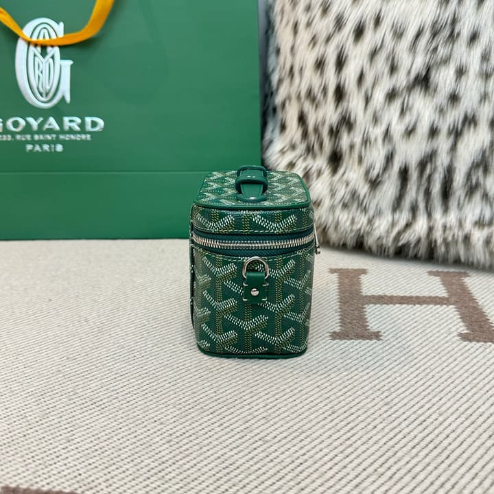 Goyard Muse Vanity Ultra Mini Cosmetic Bag in Blue