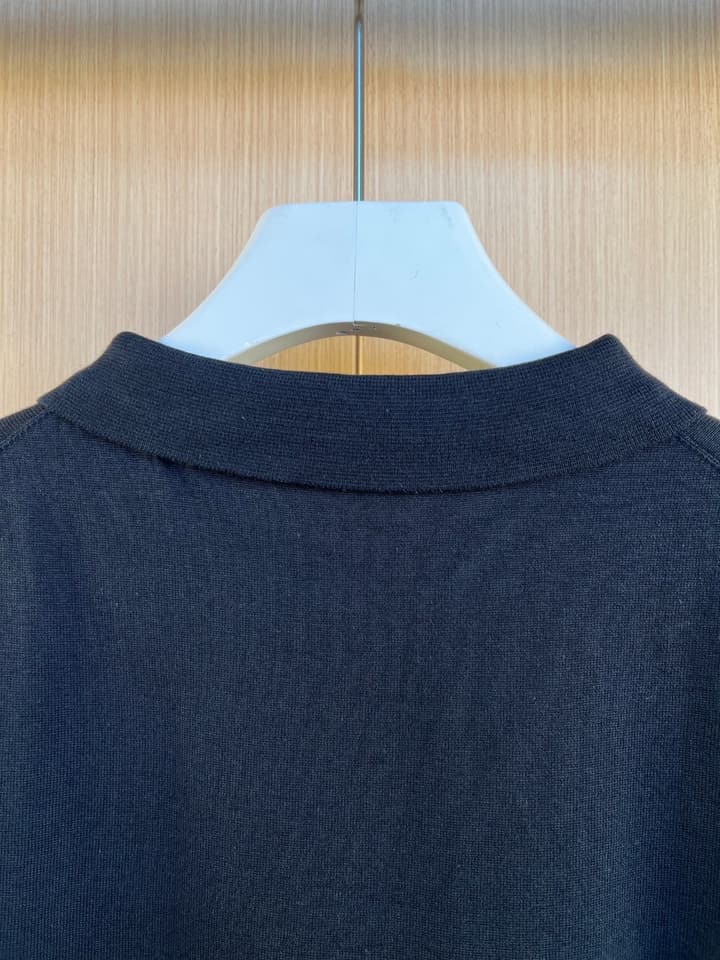 Louis Vuitton Monogram Leather Patch Knit Long-Sleeve Polo Shirt – 26SS Early Spring Collection in Black