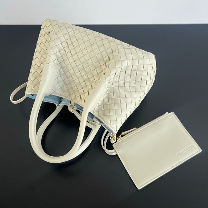Bottega Veneta Pinacoteca Small Tote Handbag – 2025SS in Burgundy With Light Blue Lining A