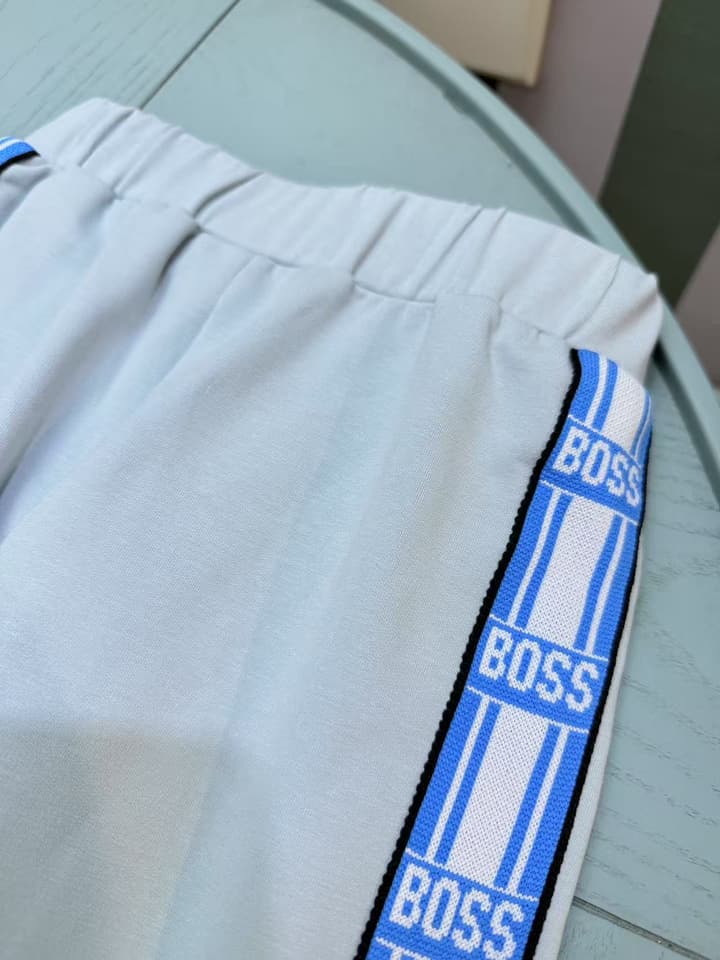 Boss Kids Sweatshirt and Pants Tracksuit Set – 2025SS in Navy And Light Blue Color Block Set