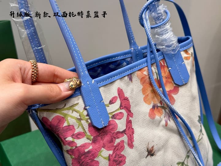 Goyard Mini Reversible Tote Bag in Bright Red