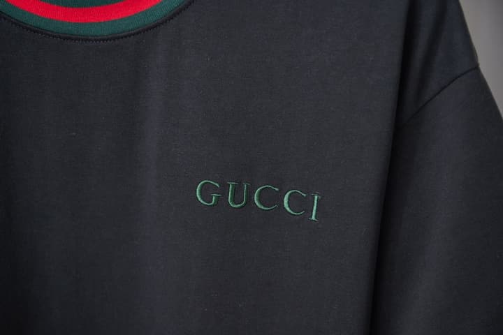 Gucci Classic Red and Green Ribbed T-Shirt – 26SS Early Spring Collection in Classic Black