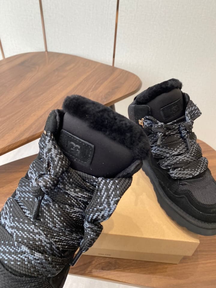 UGG Knitted Shearling Snow Boots in Black Suede