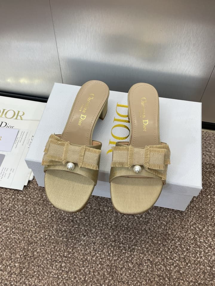 Dior J'Adior Adiorble Tassel Peep-Toe Heeled Sandals – 2025 Spring/Summer Collection in Beige Woven
