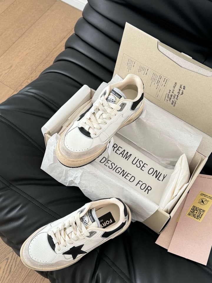 Golden Goose Graffiti Sneakers – 2024 Collection in Cream With Black Star