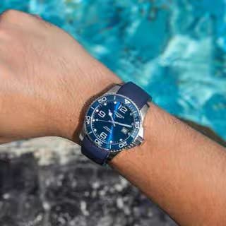 Longines Conquest Automatic Watch (Eddie Peng Edition) in Blue Dial With Blue Rubber Strap