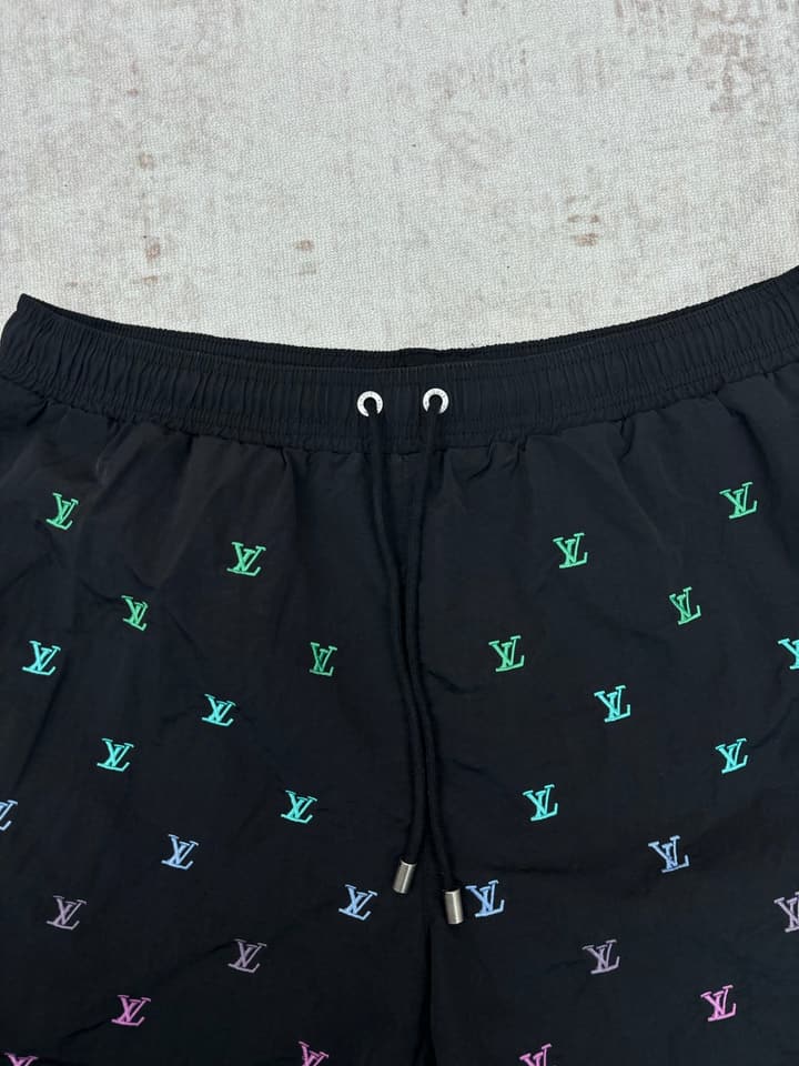 Louis Vuitton Blason Gradient Embroidered Denim Shorts – 26SS in Navy Blue