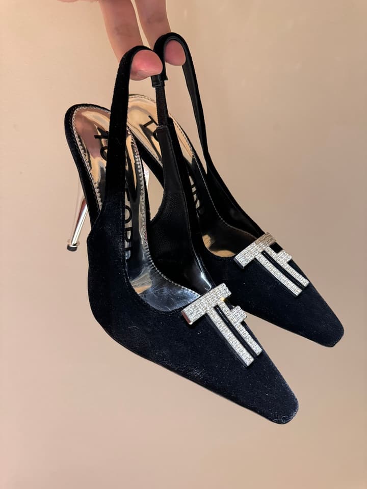 TOM FORD Padlock Velvet Crystal Heeled Sandals – Spring/Summer Collection – 24SS in Black Patent