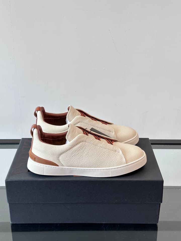Zegna Men's Low-Top Leather Sneakers in Black & White
