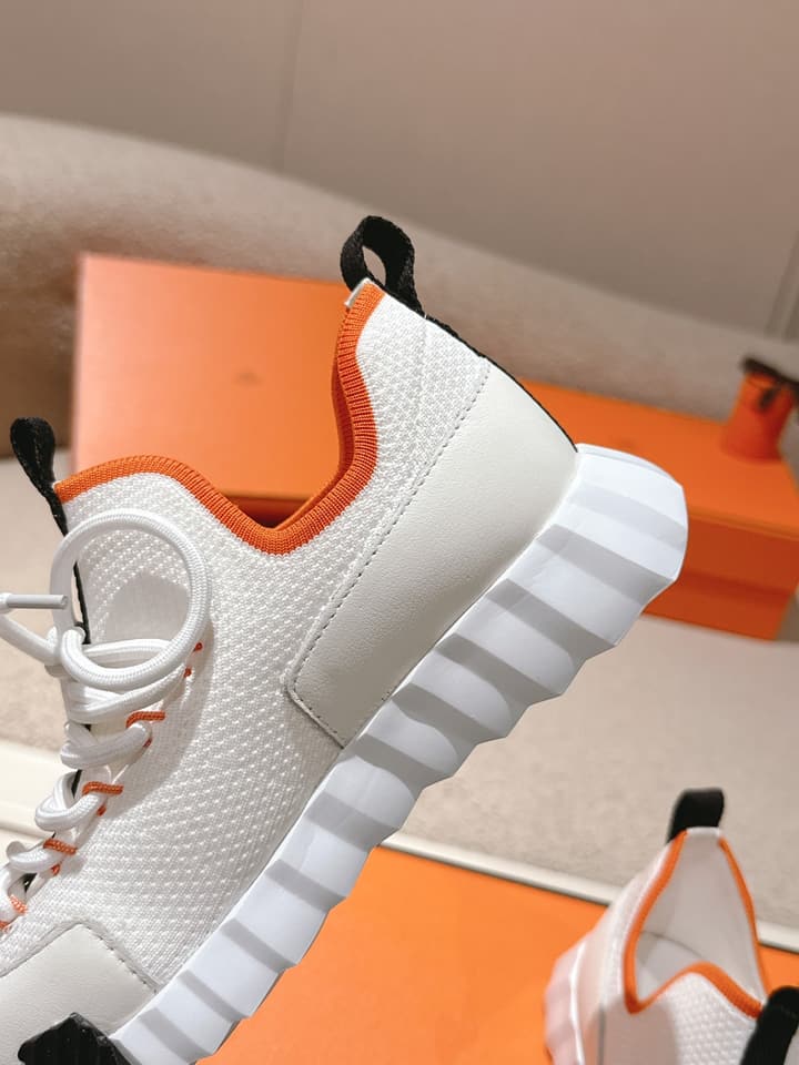 Hermès Classic Couple's Casual Sneakers in All Black
