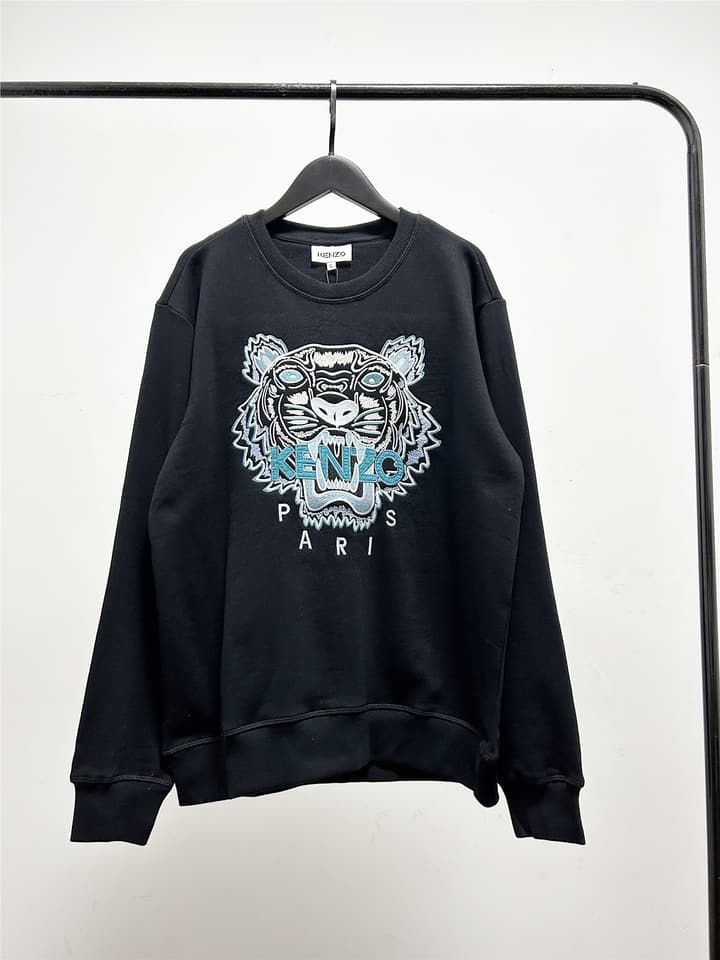 Kenzo Unisex Tiger Embroidered Sweatshirt in Black