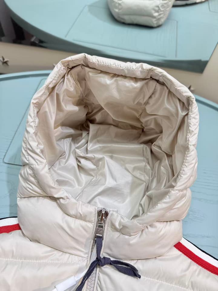 Moncler Kids Puffer Down Jacket – 2025 SS/FW in Off-white Puffer Jacket