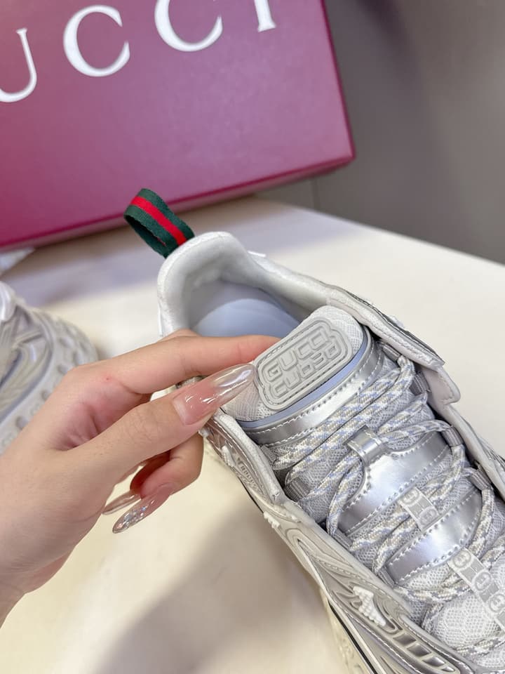 Gucci Cub3d Series Sneakers in Black