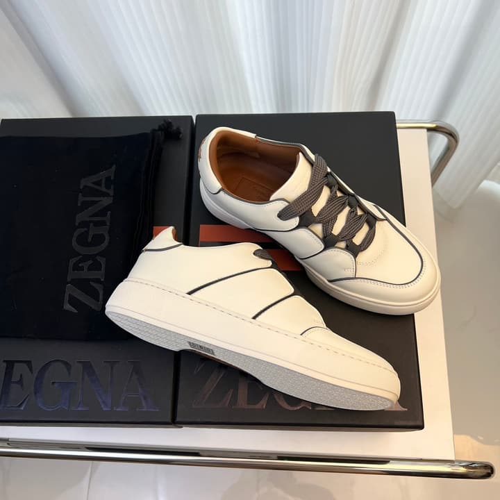 Zegna TIZIANO Calfskin Low-Top Sneakers in Black With White Sole