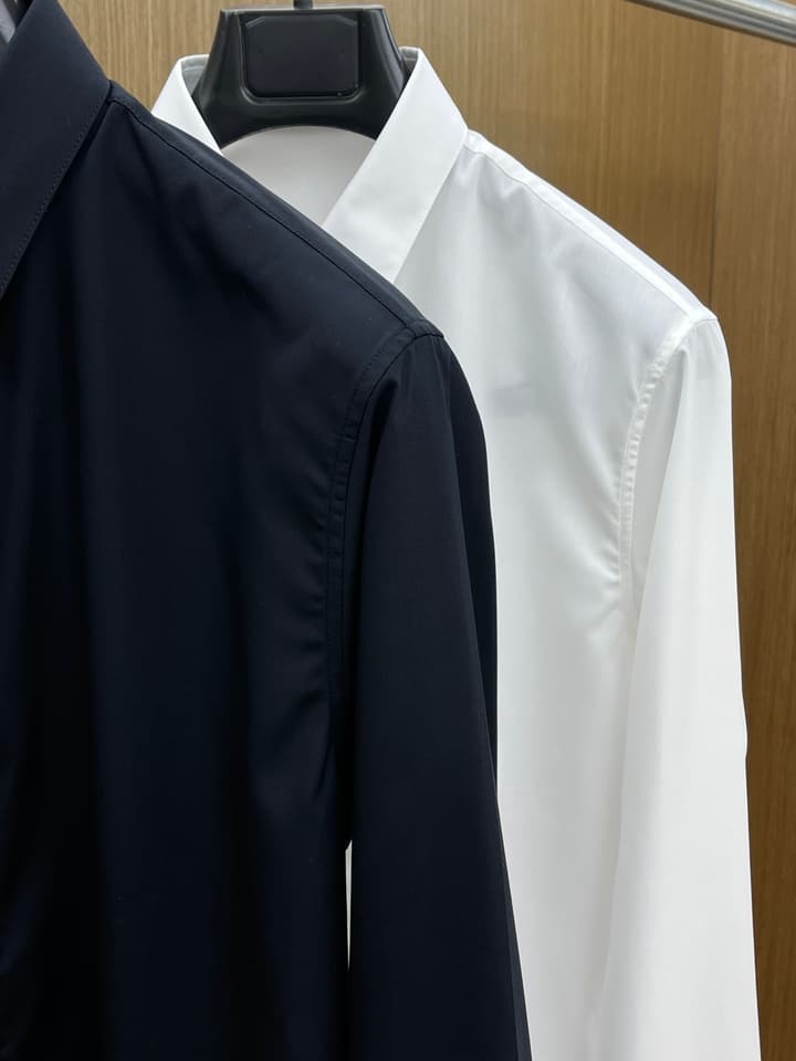 Dior Minimalist Long-Sleeve Cotton Shirt – Spring/Summer Collection