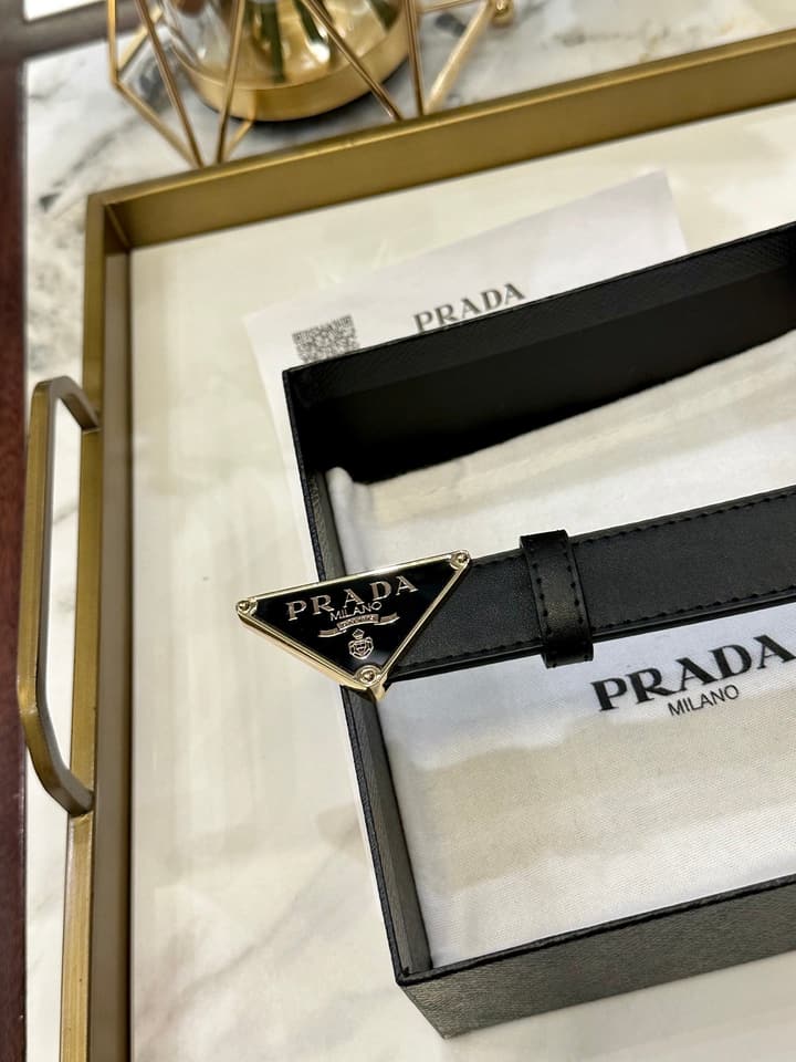 Prada Classic Fashion Belt – 3.0cm in Saffiano Black Leather With Silver Buckle