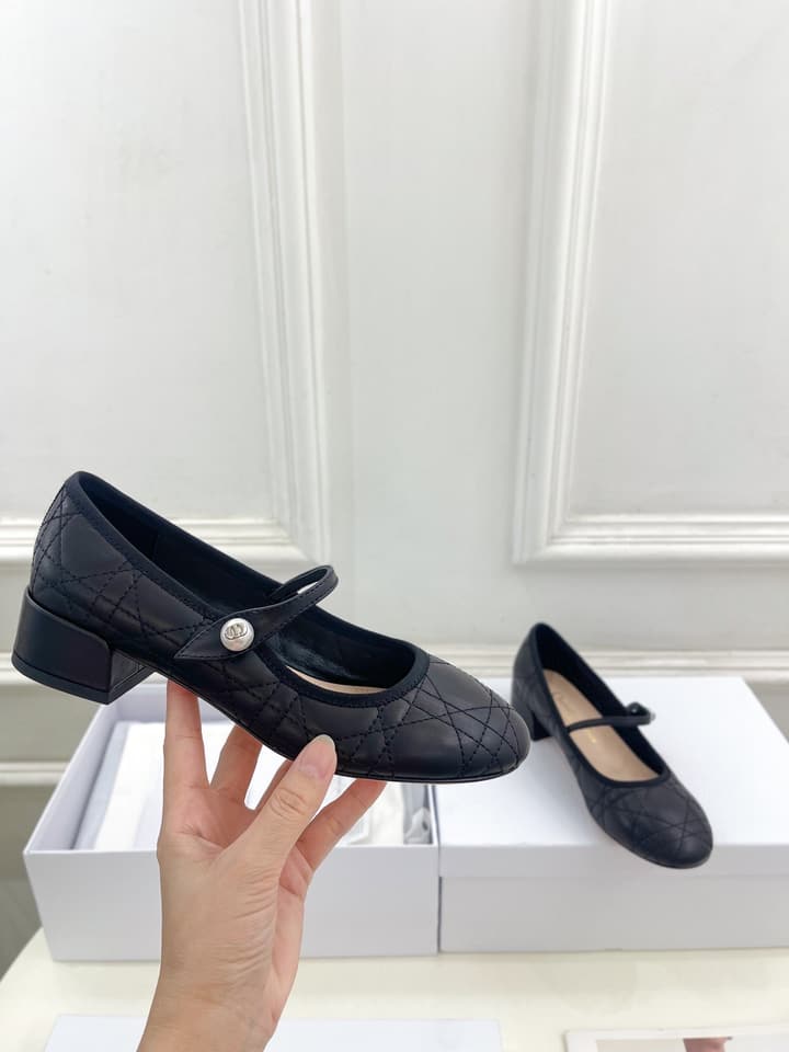 Dior Cannage Pearl Ballet Pumps – 2024 Early Spring Collection in Cream Mary Jane