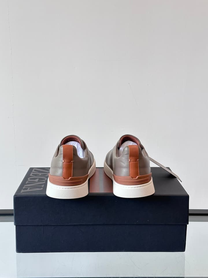 Zegna Men's Low-Top Leather Sneakers in Black & White