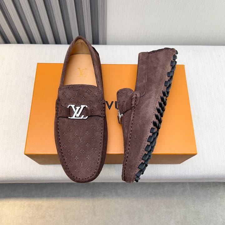 Louis Vuitton Pebbled Leather Driving Shoes in Black Textured Leather