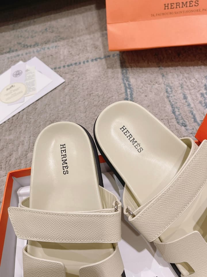 Hermès Chypre Suede Unisex Slides in Black With Dark Blue Strap