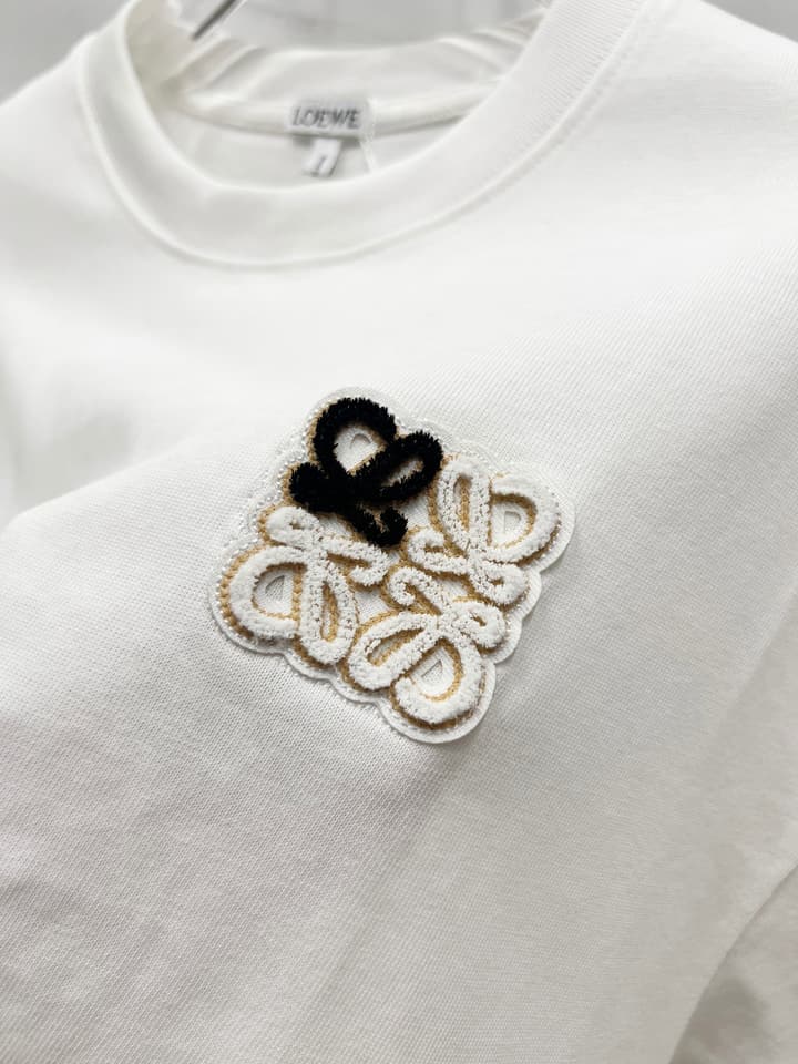 Loewe Classic Minimalist Logo Embroidered T-Shirt in Classic Black