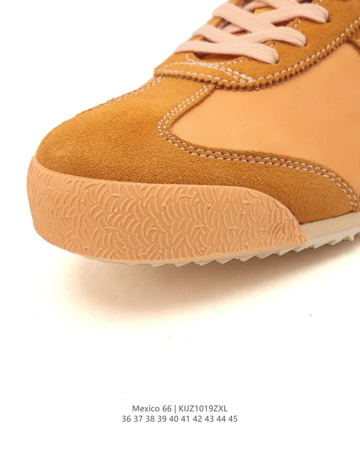 Onitsuka Tiger Mexico 66 Classic Sneakers in Warm Tan