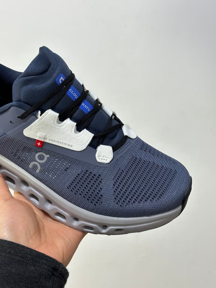 On x Roger Federer Cloudstratus 3 Special Edition Sneakers in All Black Red Accent