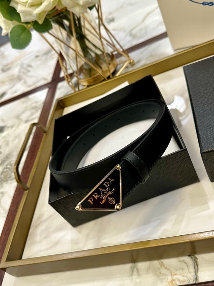Prada Classic Fashion Belt – 3.0cm in Saffiano Black Leather With Silver Buckle