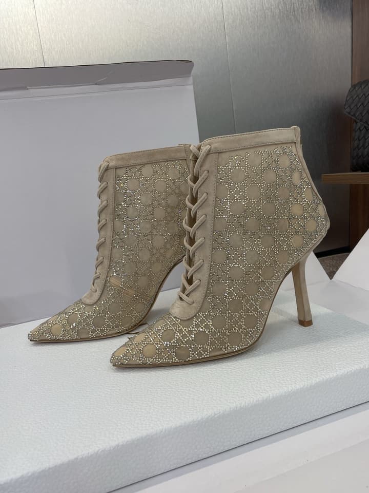 Dior CD-Capture Crystal High-Heel Ankle Boots – 2025 Spring/Summer Runway in Champagne Crystal Mesh
