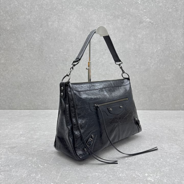 Balenciaga Le City Moto Large Hobo Bag – 25FW in Oil Wax Black