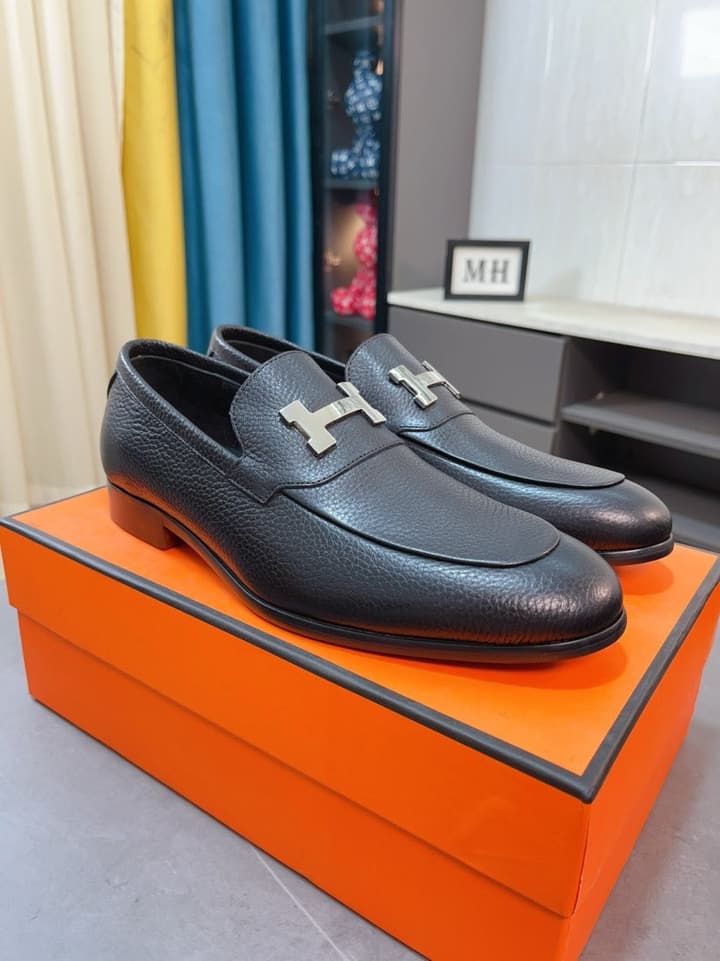 Hermès Business Leather Loafers